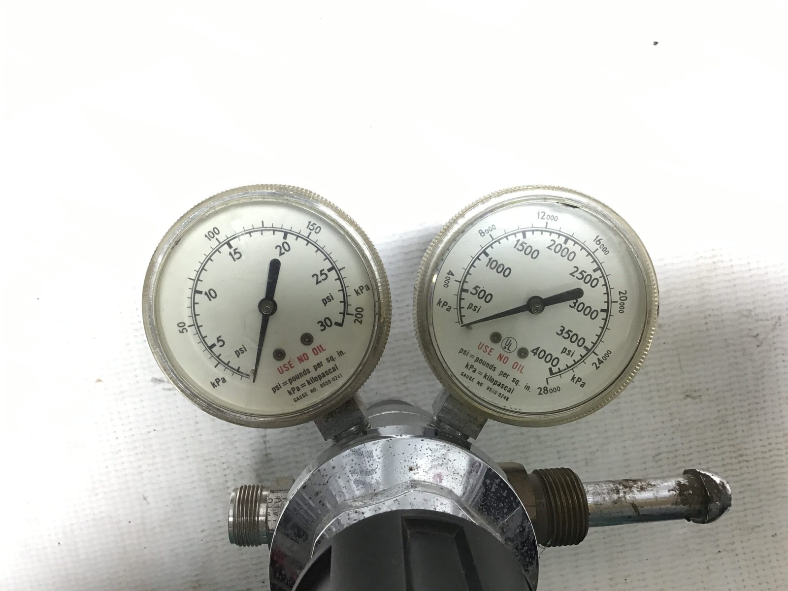 CONCOA 212 1351 Dual-Gauge Pressure Gas Regulator 30PSI 200kPa & 4000PSI 2800…