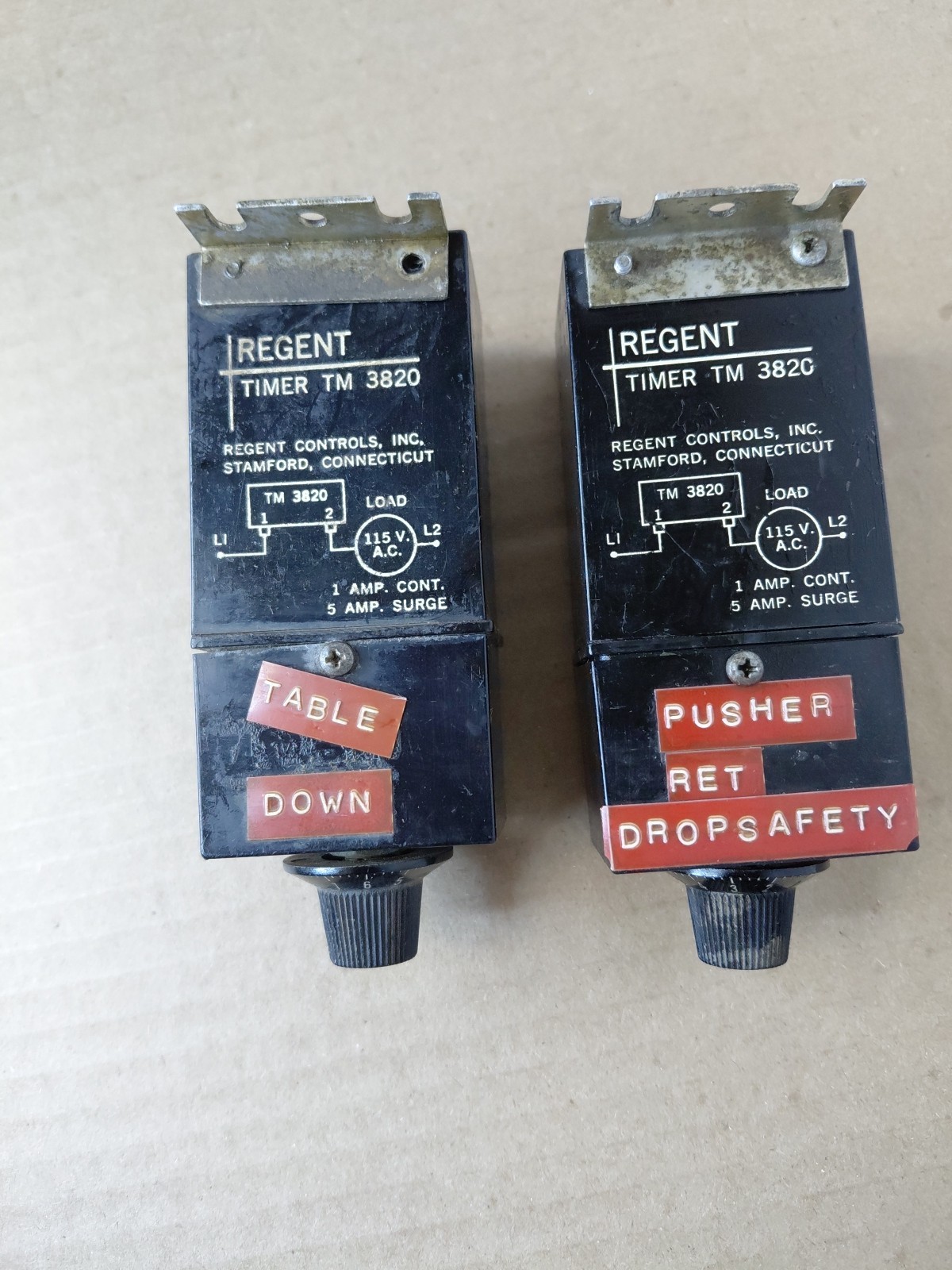 (Lot of 2) REGENT CONTROLS TM3820D5S / TM3820D5S
