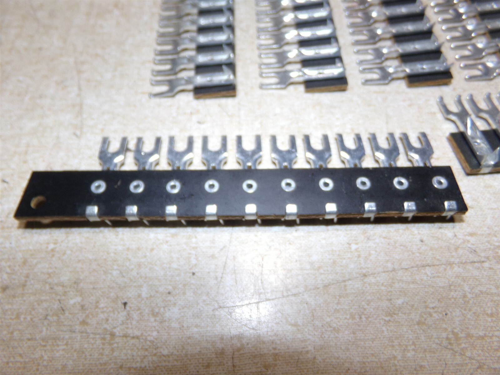 NEW TRW Cinch 10-Position R Fork Lug Terminal Jumpers, Lot of 7 *FREE SHIPPING*