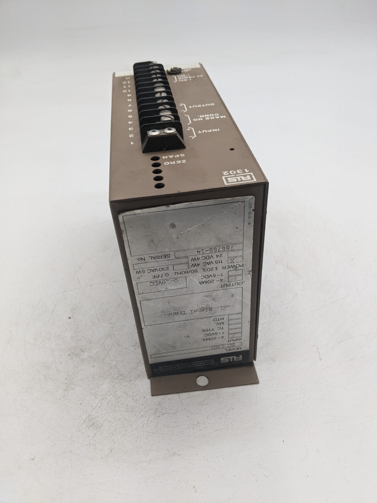 RIS SC-1302 Voltage/Current Isolated Transmitter 115VAC 4-20mA 1-5VDC 4W 50/60Hz