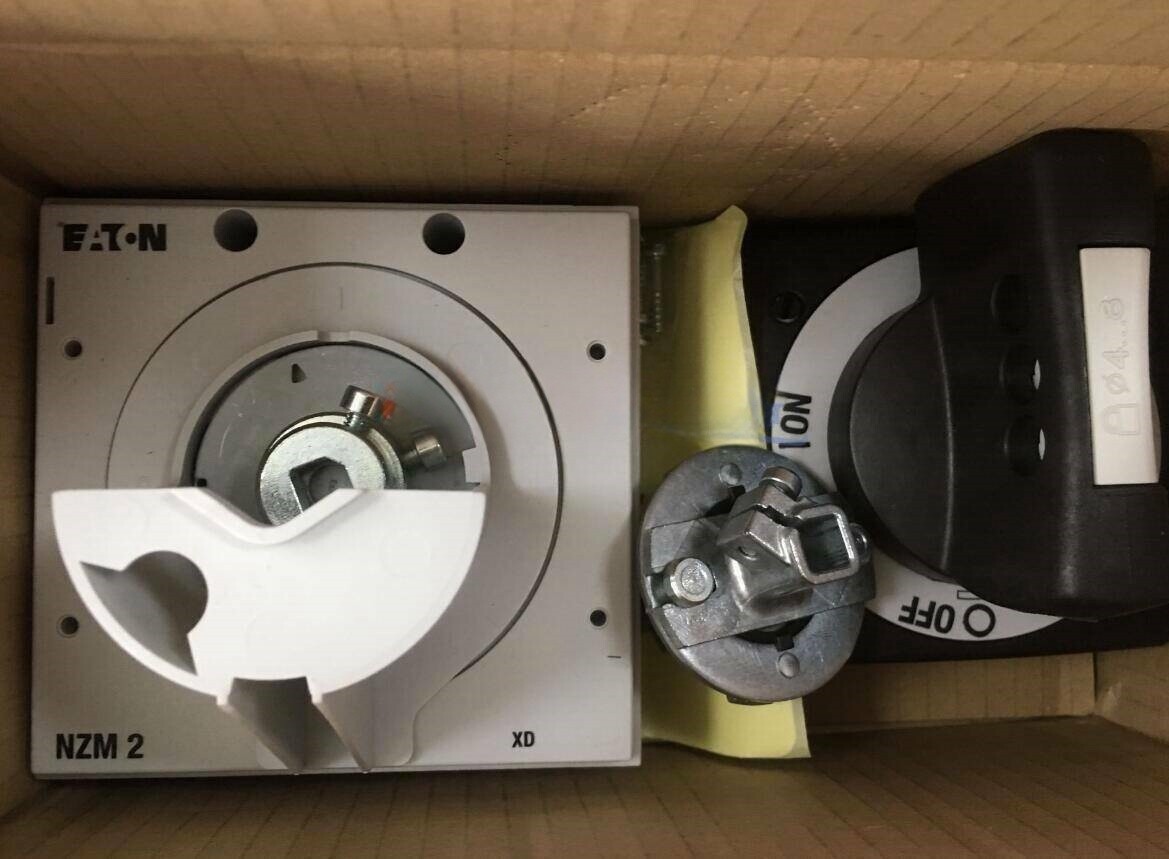 1PC Rotary Handle Brand New NZM2-XTVD-60 NZM2XTVD60