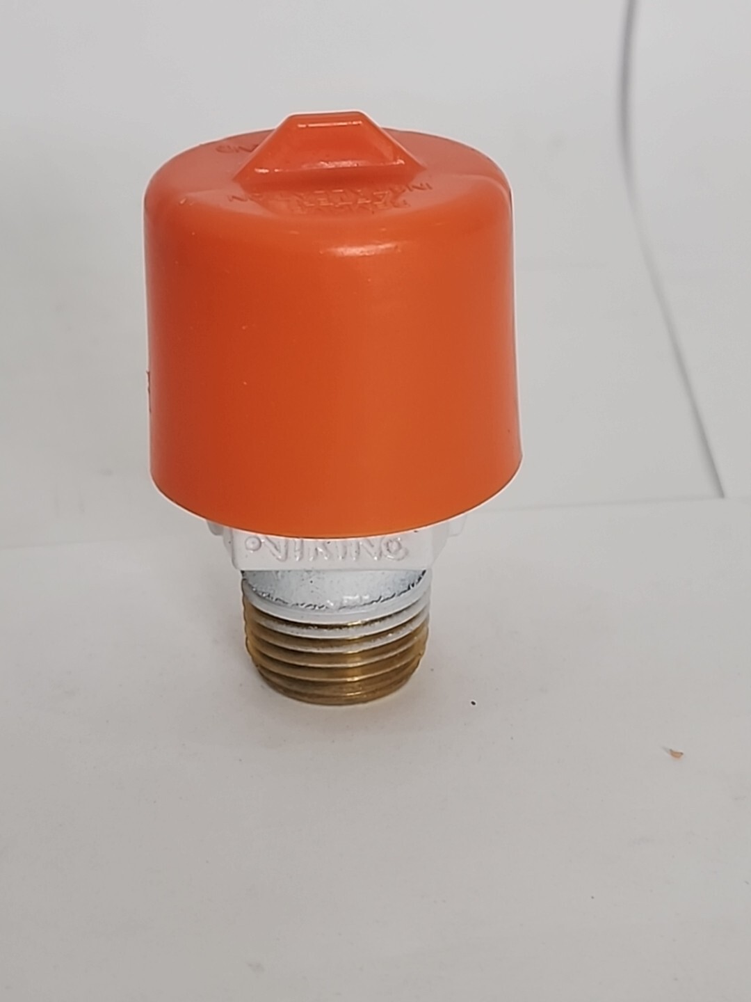 Viking M 06 Upright Fire Sprinkler Head W/Cover M06