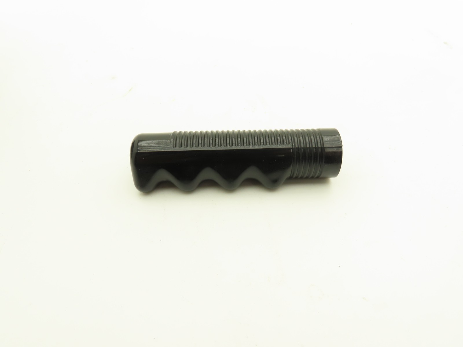 Hunt Wilde Finger Nub Grip for 1″ Bar Black Molded Plastic Lot of 39