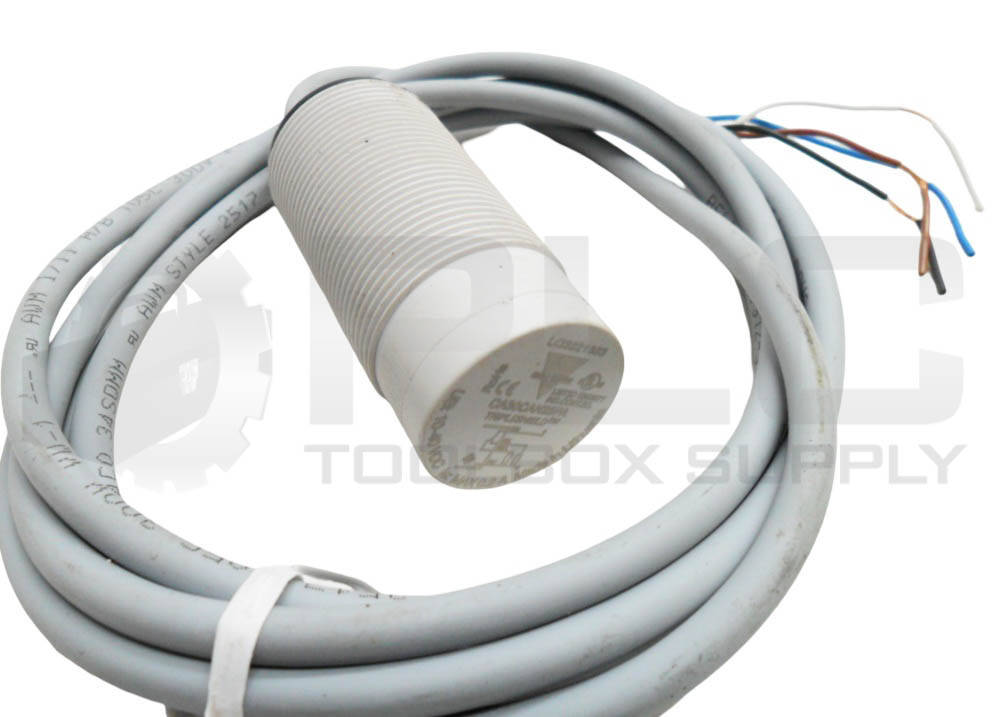 NEW CARLO GAVAZZI CA30CAN25PA CAPACITIVE PROXIMITY SWITCH 10-40VDC 0.2A