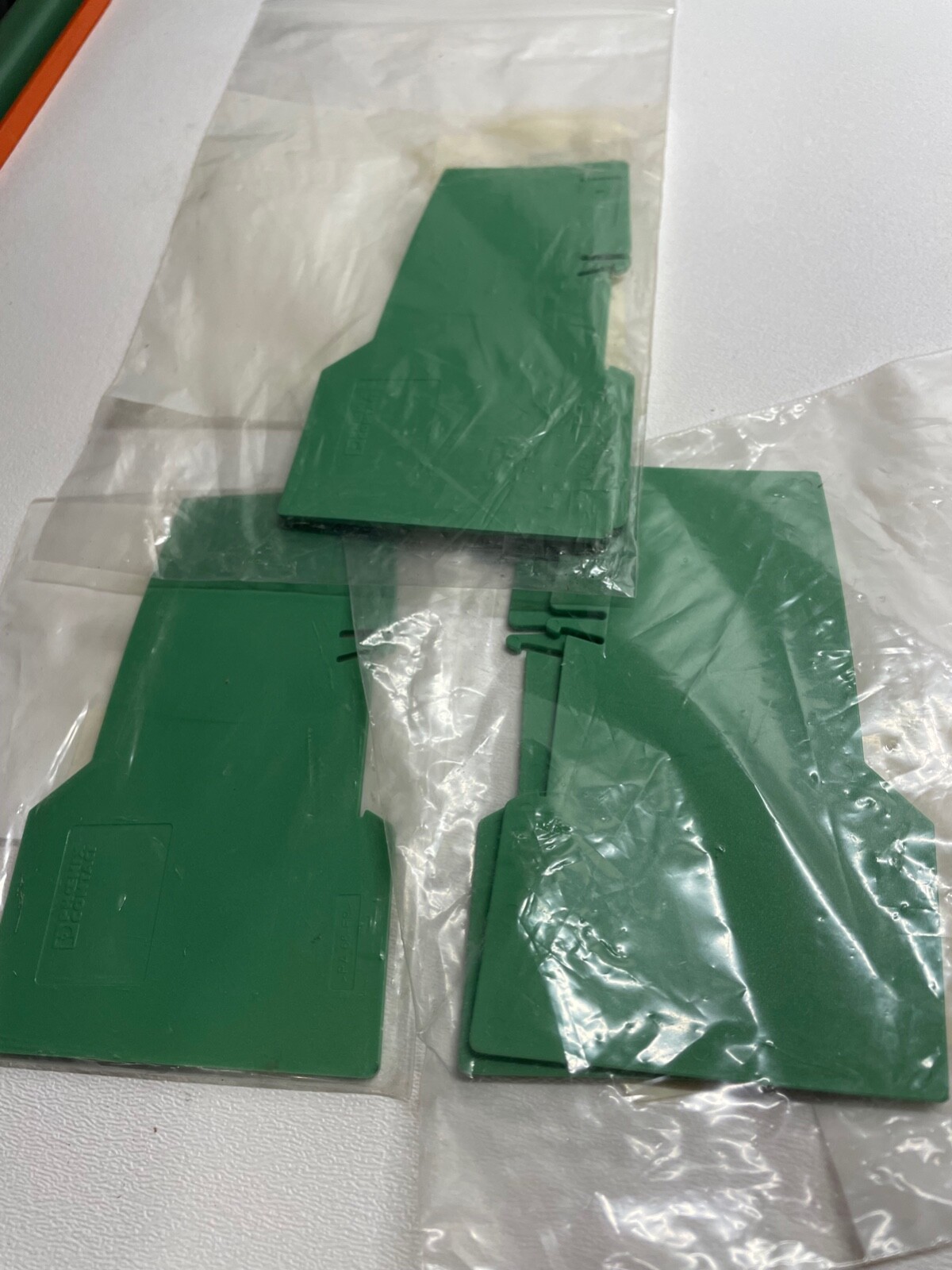 Lot of Assorted End Barriers Phoenix Contact Allen-Bradley ABB WAGO 222 1492-EBL