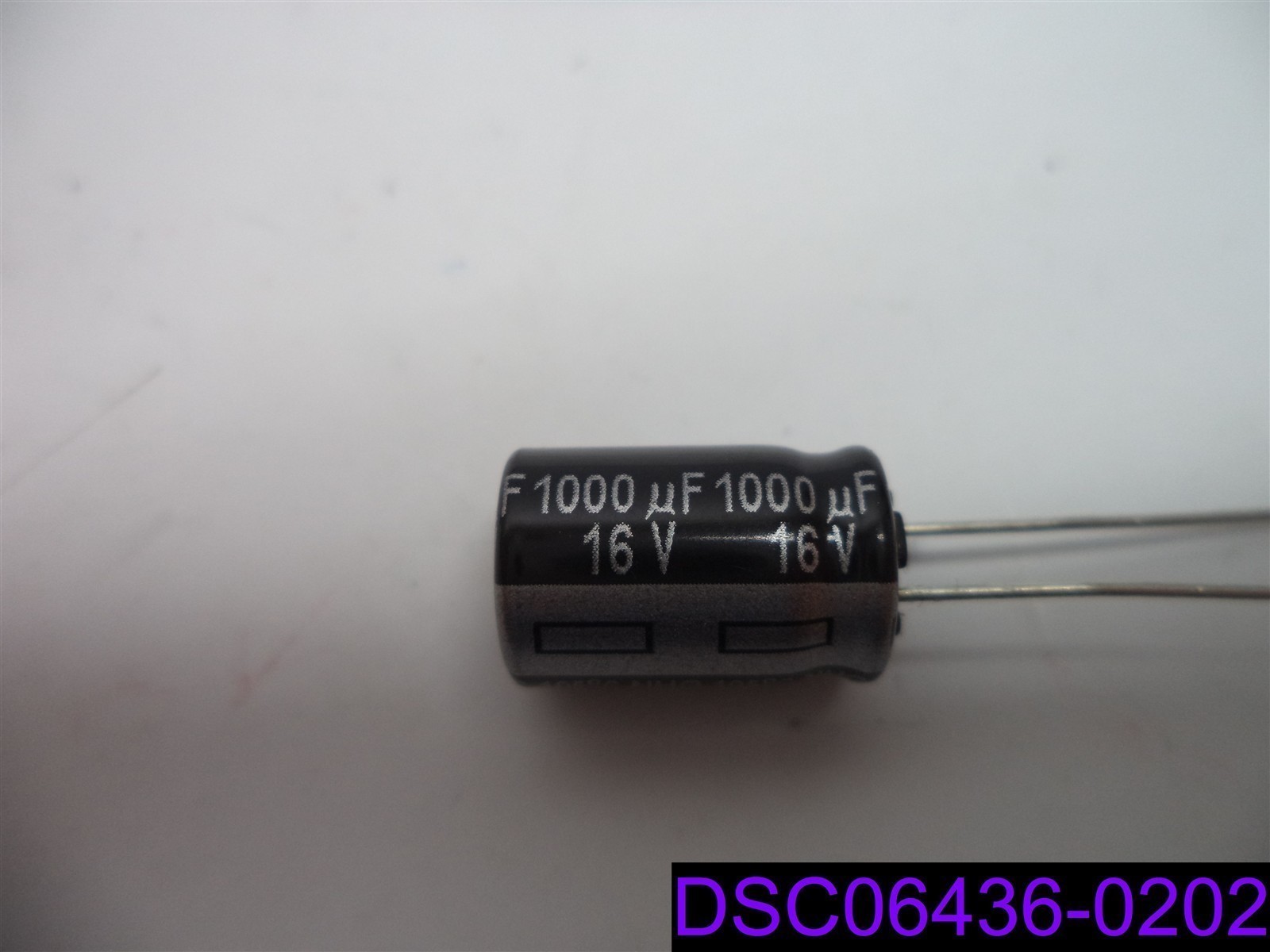 Radial Electrolytic Capacitor 1000uf 16V