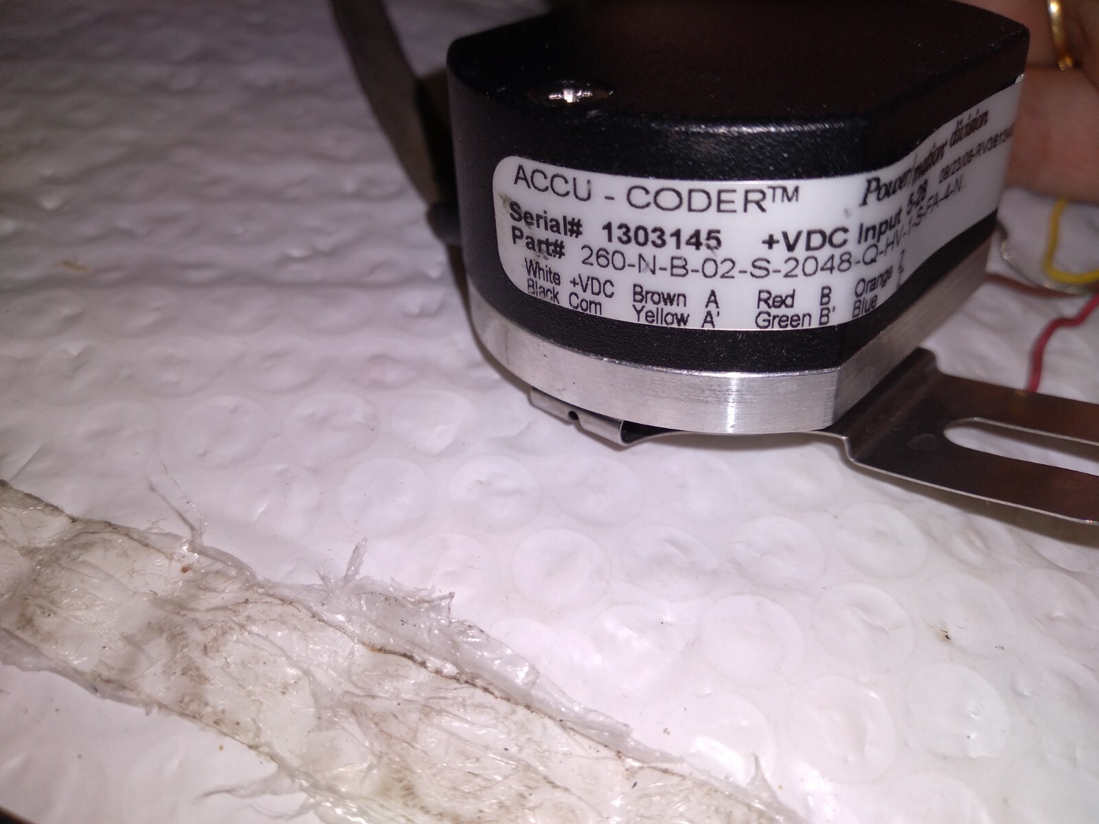 ACCU-CODER 260-N-B-02-S-2048-Q-HV-1-S-FA-4-N