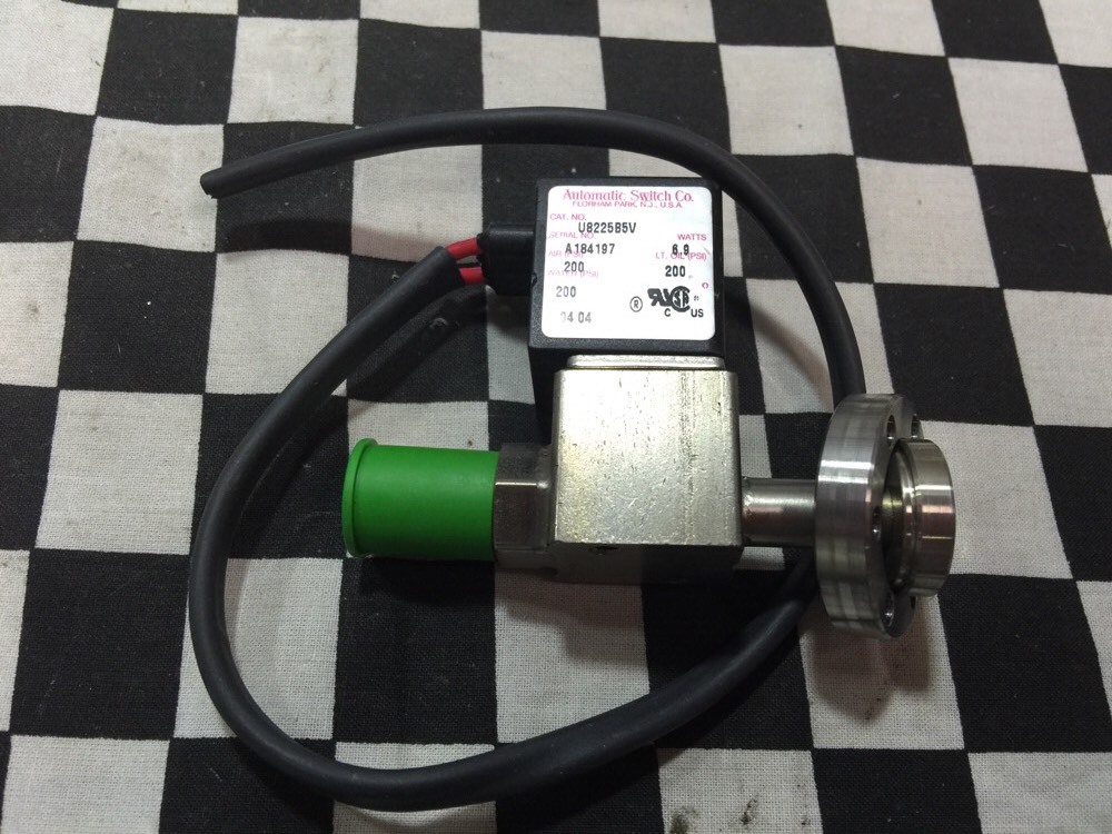 Asco Sub-miniature Solenoid U8225B5V, 1/4″ MVCR x 1-1/3″ CF, 400115-142D #126J