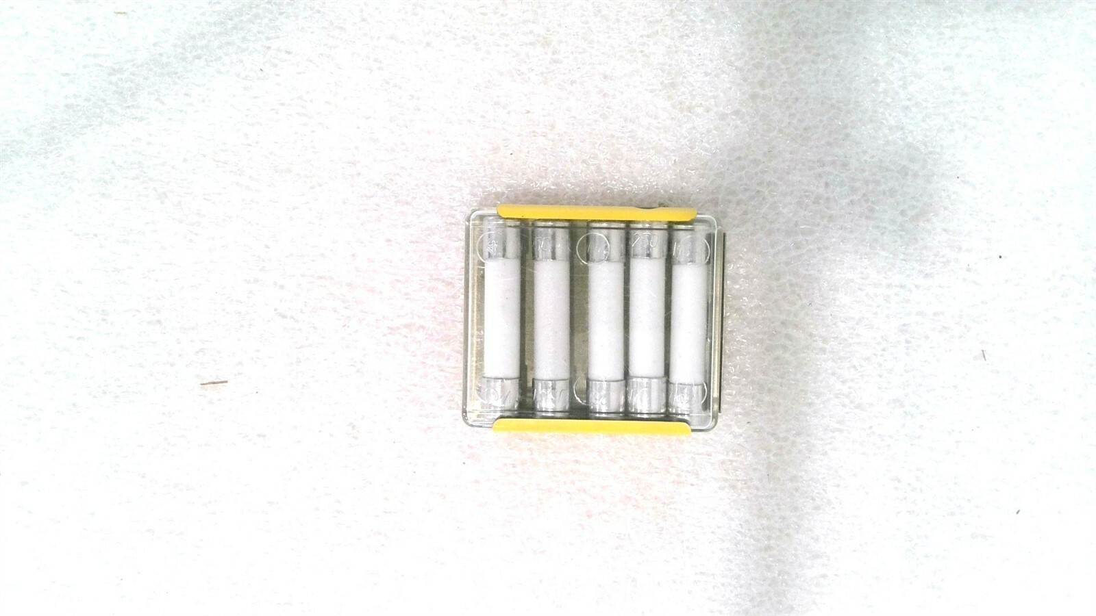 BUSS FUSES MDA-1/2 MINIATURE FUSE,35 A, 250 V AC ( LOT OF 25 FUSES )