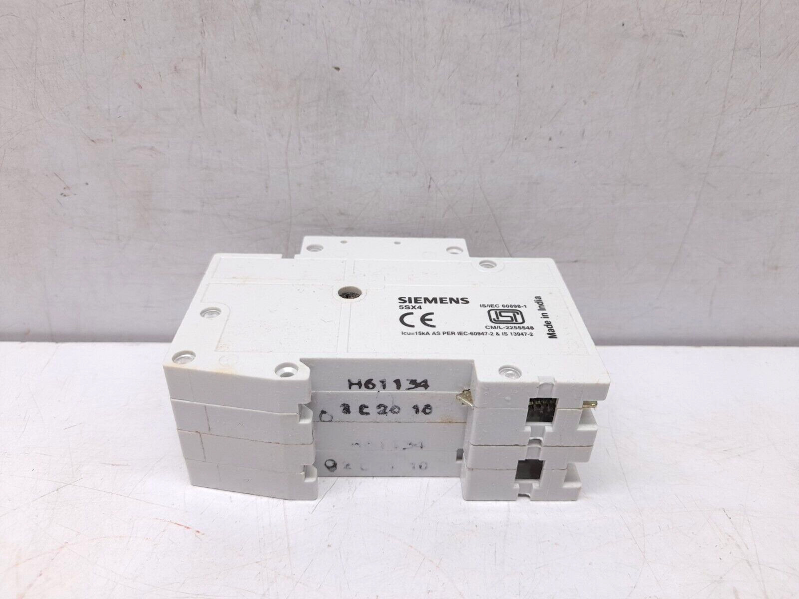 Siemens SCBR-5SX42207RC MCB DP 20A 240/415A 5SX42 5SX42207RC Miniature Circuit B