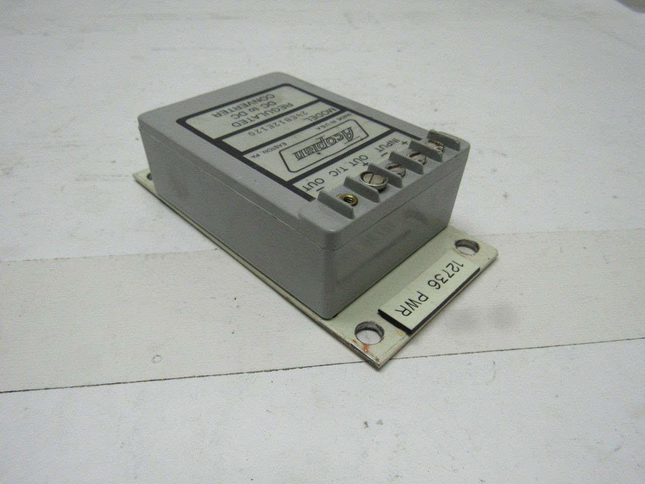 Acopian 24EB12E120 Regulated DC to AC Converter Power Supply