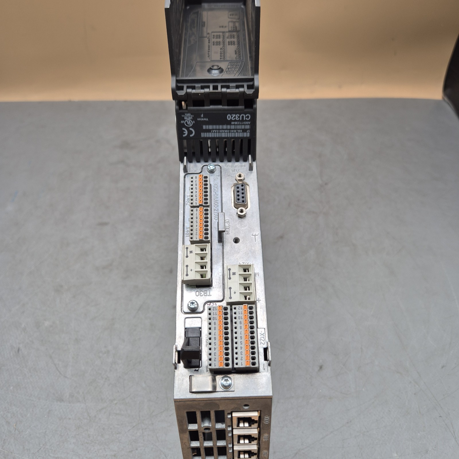 SIEMENS 6SL3040-0MA00-0AA1 + 6SL3055-0AA00-2TA0 + 6SL3054-0CF00-1AA0 VERSION:F