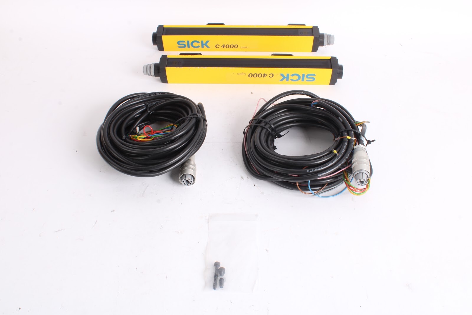 Sick C40E-0301AH030 and C40S-0301AA030 C4000 Basic Light Curtain with 2x Cables