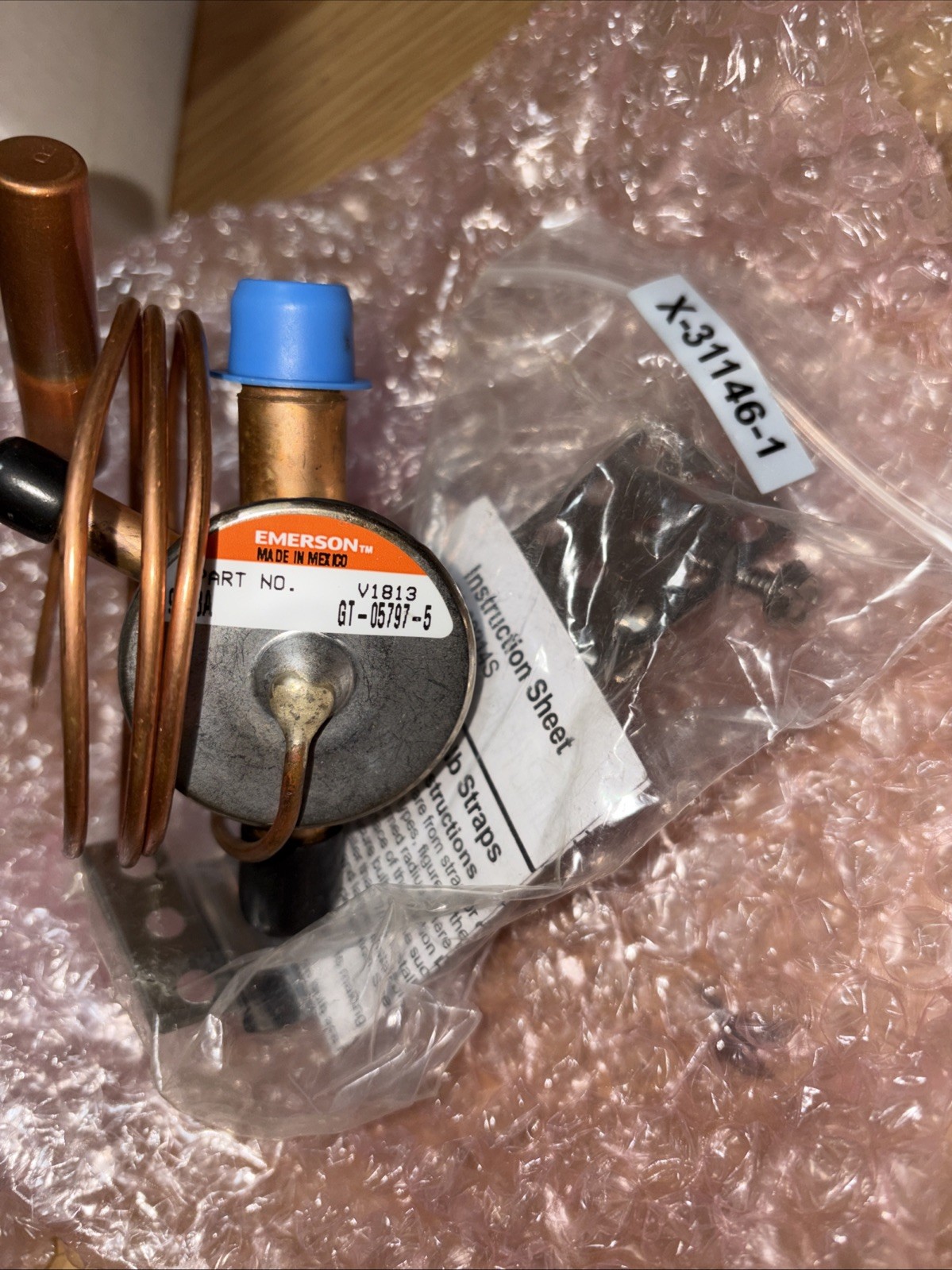 EMERSON THERMOSTATIC EXPANSION Valve V1813