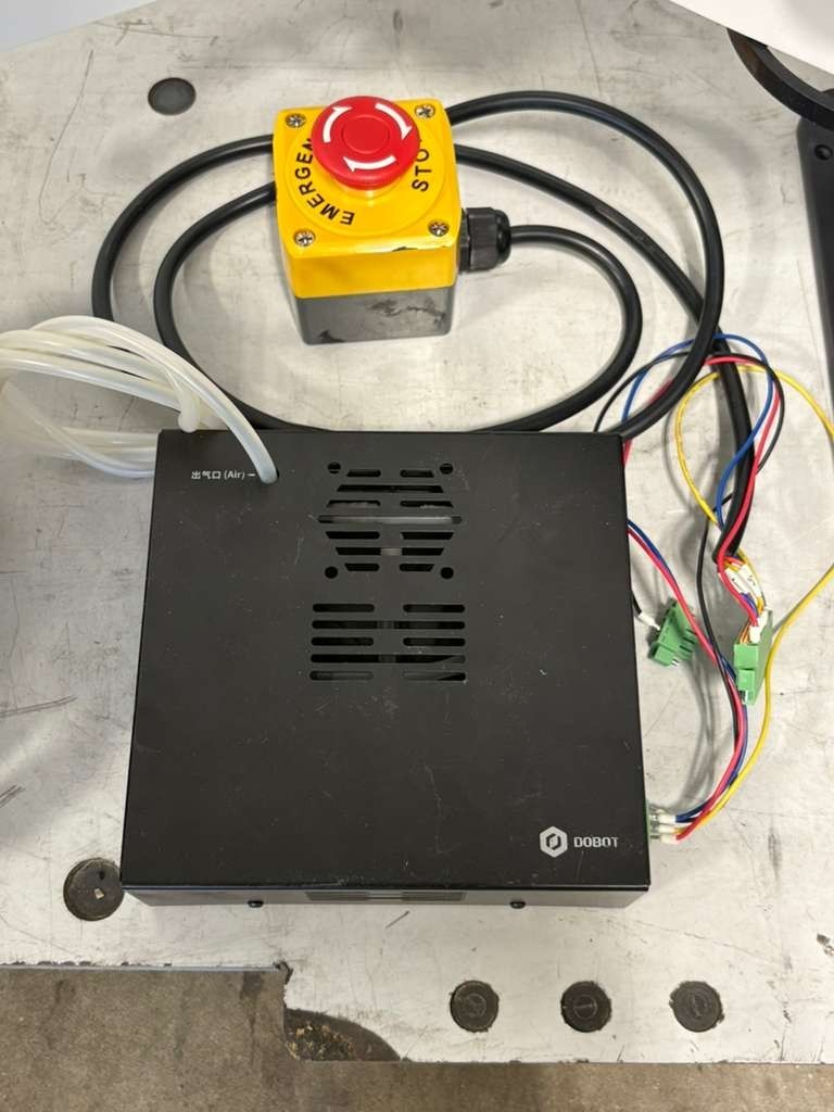 DOBOT M1 Pro Industrial Robotic Arm DT-DB-4R015-00I w/ Mean Well SDR-240-48