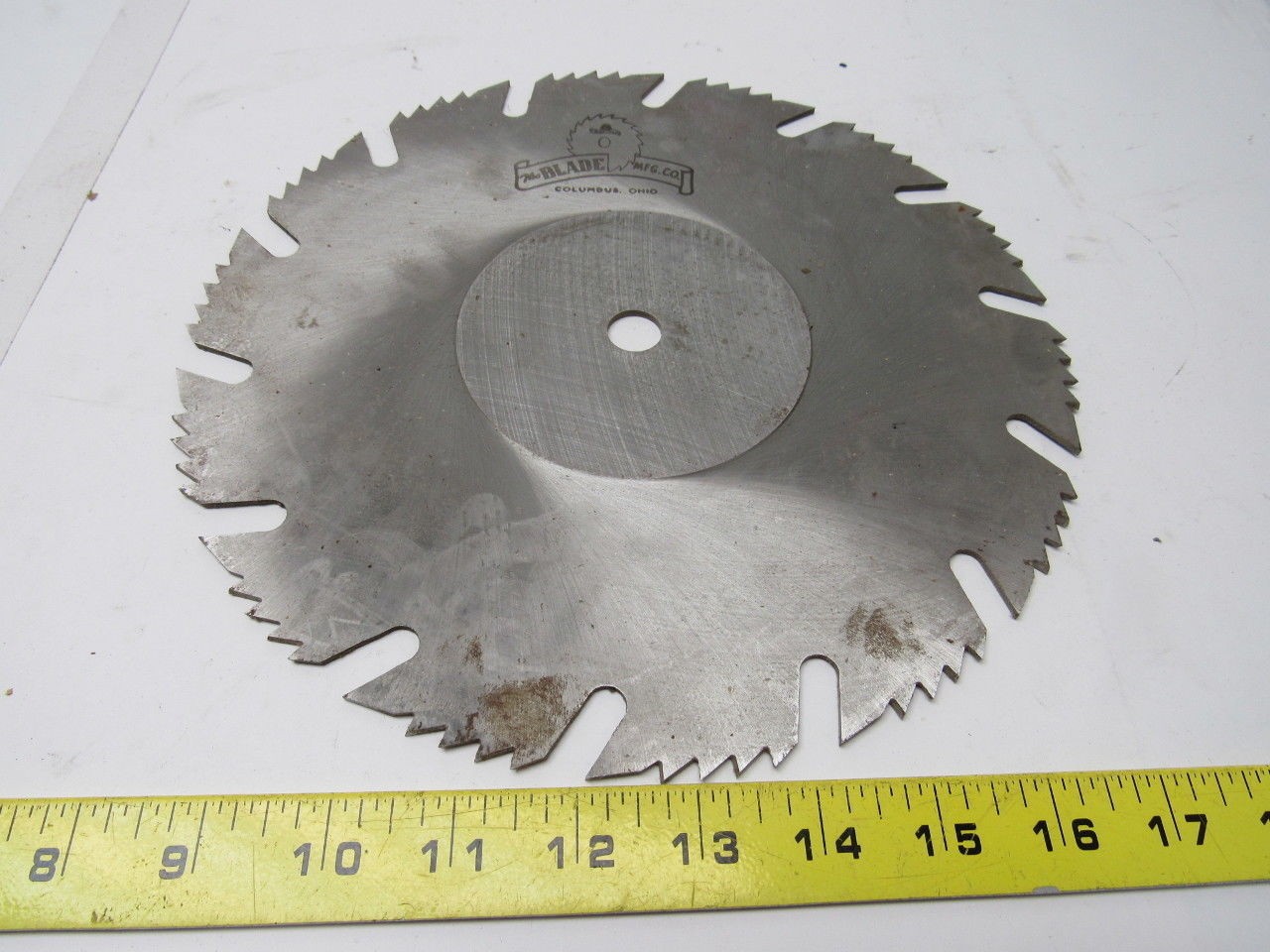 The Blade MFG. CO. 10″ Dia. 70 tooth 5/8″ arbor hole wood cutting saw blade