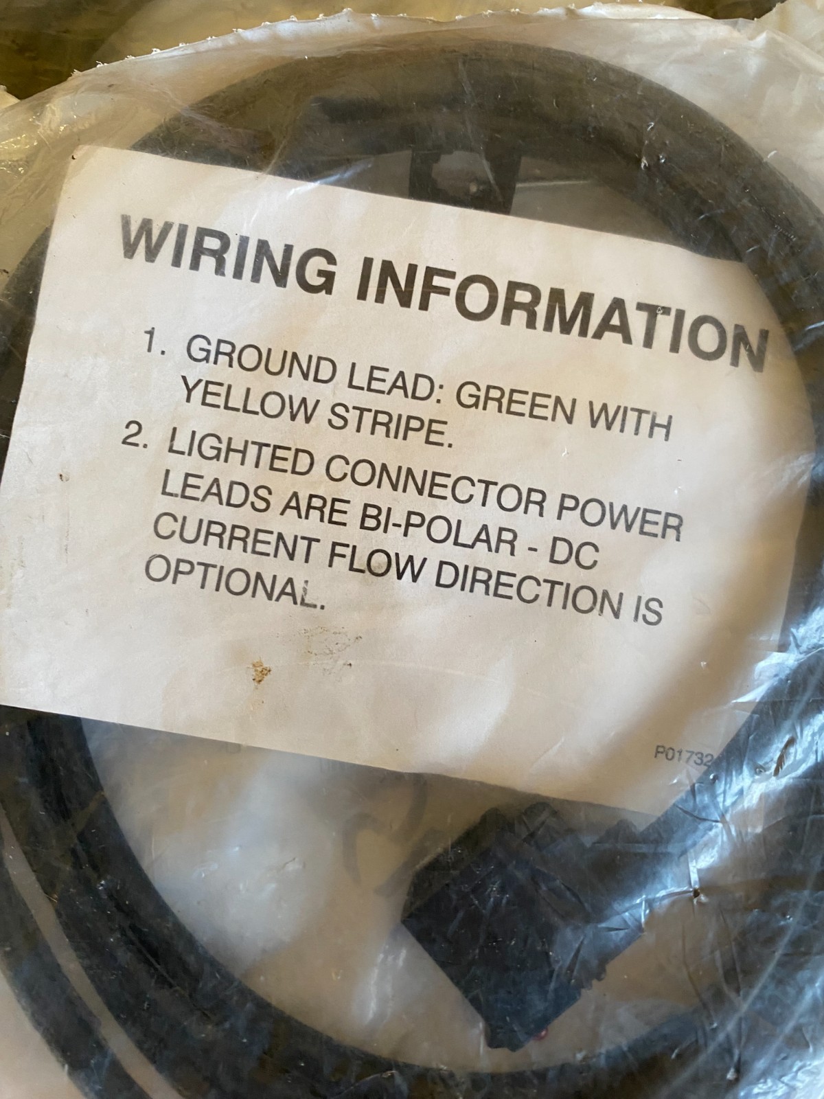 Parker PS2946J83BP 3 PIN CONNECTOR 120 V LTD New Old Stock