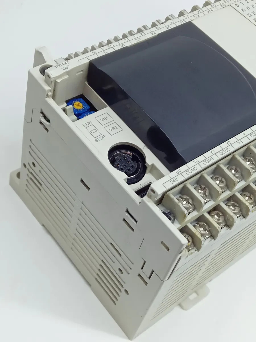 Clp Mitsubishi Fx3ga-60mt-cm 110/220v 30vdc 40w
