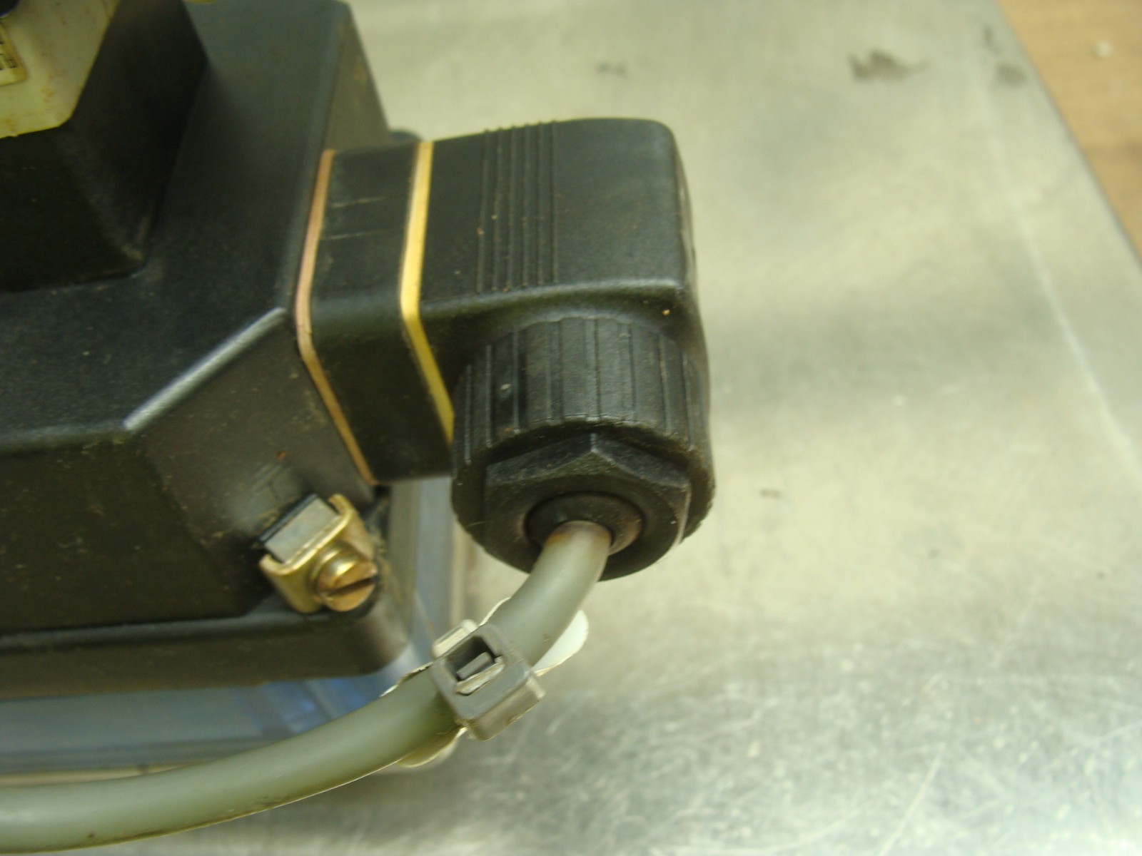 BURKERT FLOW CONTROL SENSOR 00444005 SE35/8035 HALL SENSOR 12-30VDC W/00552876