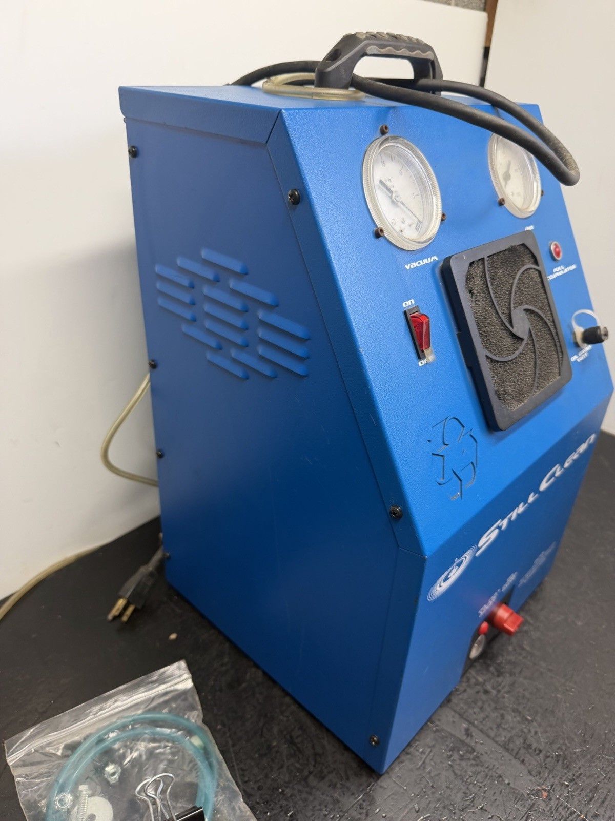 StillClean SC 100 Portable Solvent Recycler Blue