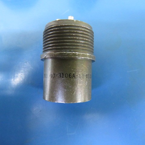 Amphenol 97-3106A-18-4S Qty of 3 per Lot Circular Connector – Plug – Female Soc
