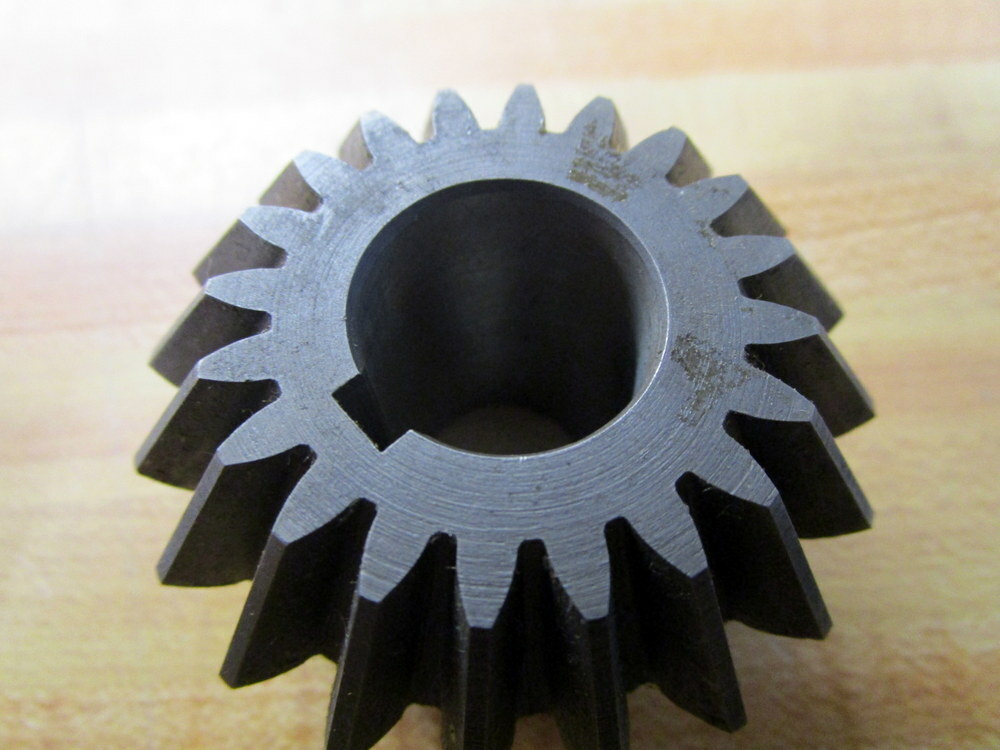 Boston HL 153Y-P Beveled Gear W/KW HL153YP