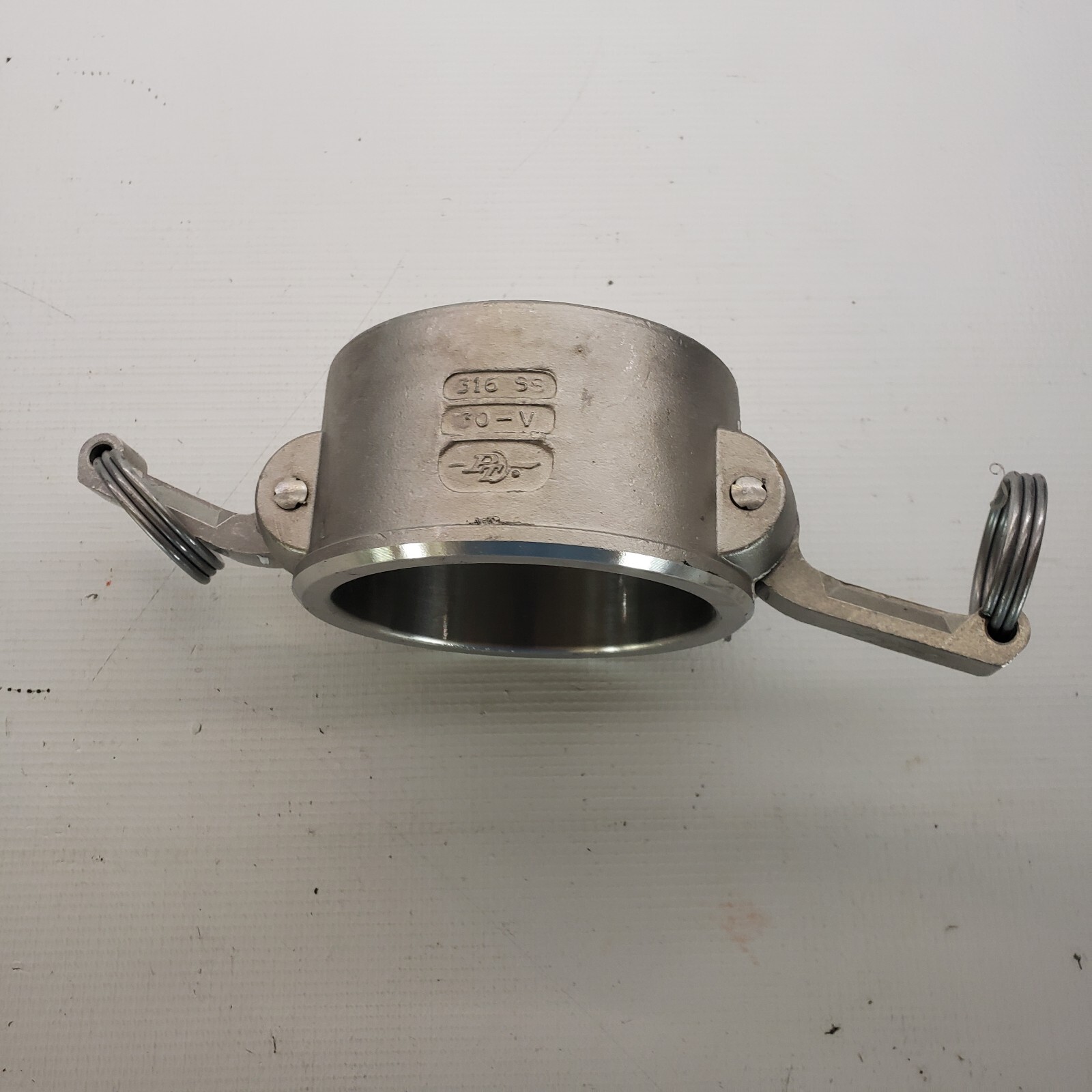 PT S/S Dust Cap 30-V 316 S/S 3-5/8″ ID cam and groove