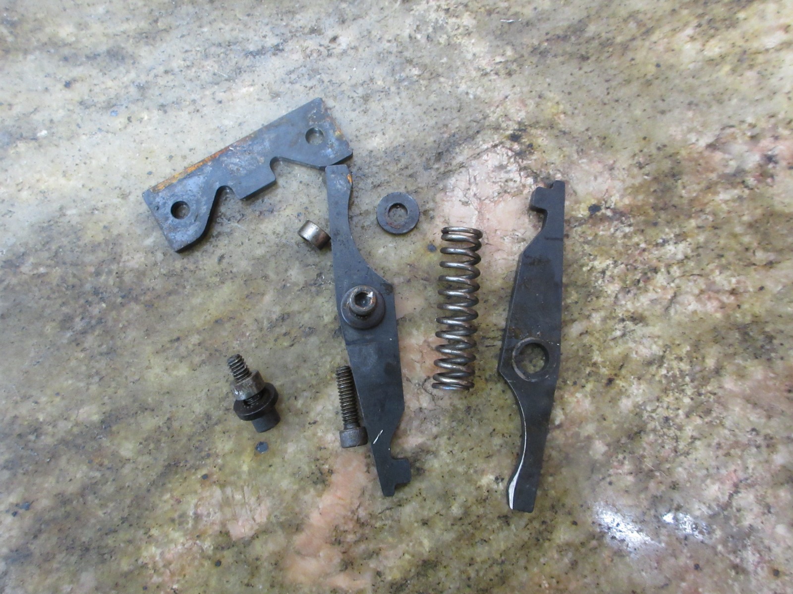 1996 HAAS VF-1 CNC VERTICAL MILL ATC TOOL CHANGER CAROUSEL FINGER POT EACH 1