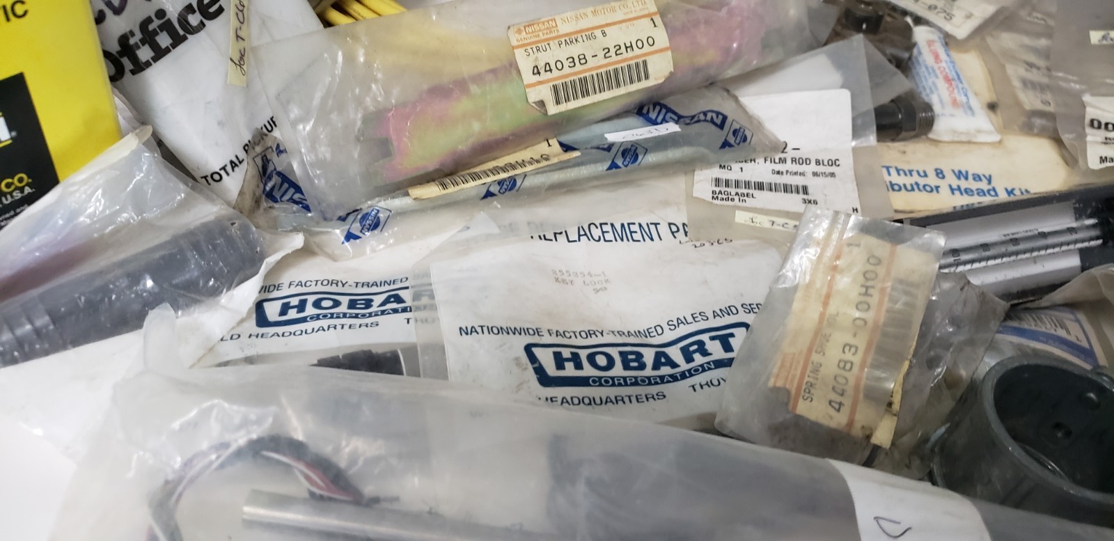 LARGE ASST. HOBART, GEMLINE, CARQUEST, NISSAN, DANCO & OTHER INDUSTRIAL