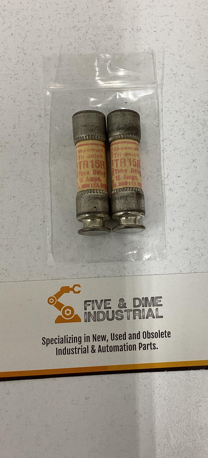 Gould Shawmut Tri-onic Lot of (2) TR15R 15 Amp Fuses