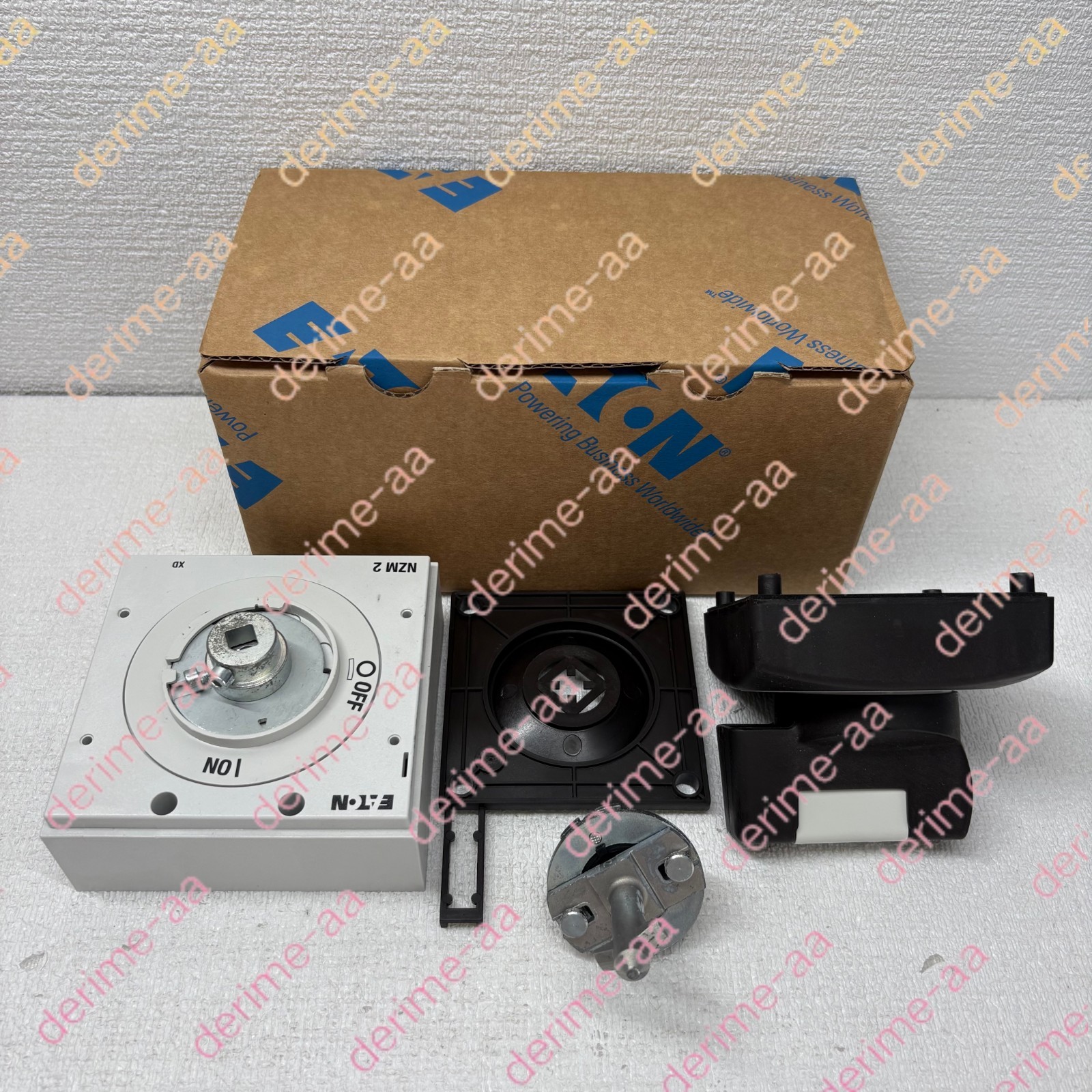 Eaton NZM2-XTVD-60 lever key#1pcs new in box