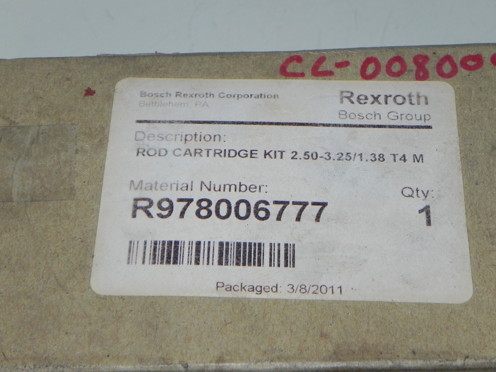 New In Box Rexroth R978006777 Rod cartridge Kit 2.50-3.25/1.38 T4 M Old Stock