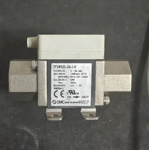 1 PC NEW PF3W520-04-1-R Flow Valve