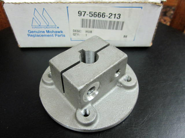 NEW Genuine Mohawk HUB # 97-5666-213 NEW in Box