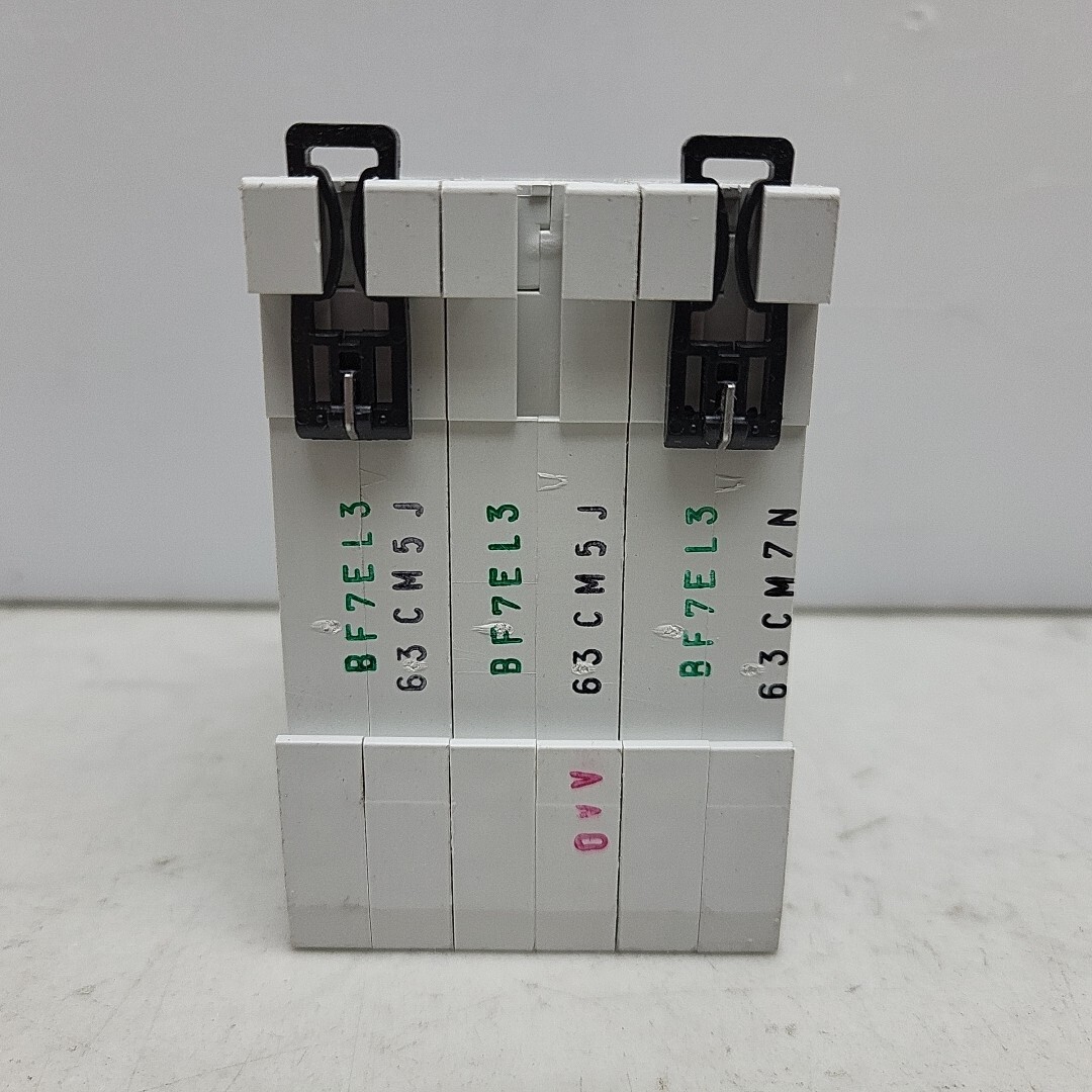 Eaton FAZ-C63/3 Moeller Miniature Circuit Breaker 63A Amp 15kA 3Pole 278879 New