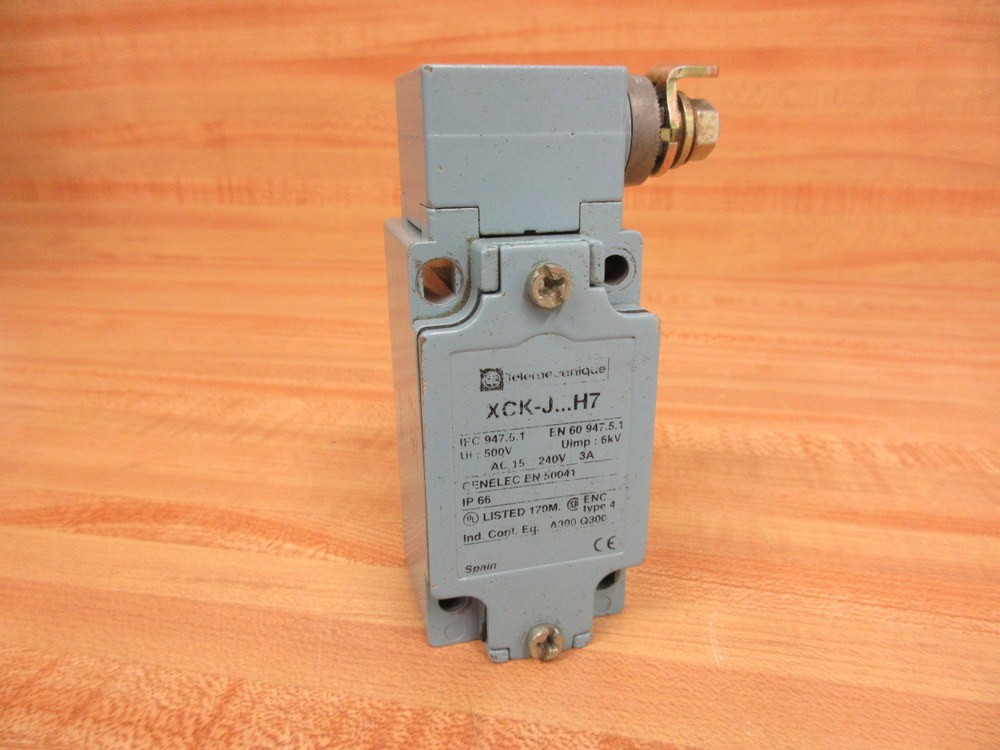 Telemecanique XCK-J….H7 Limit Switch With Limit Switch Head ZCK-E05