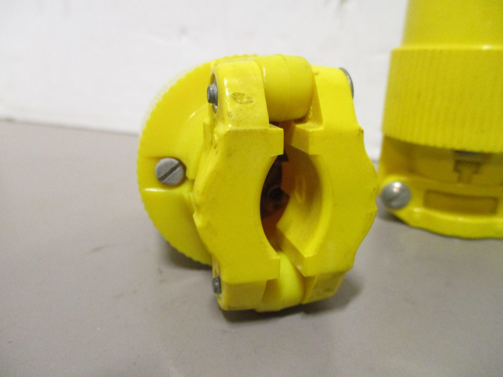 x2 P&S Twist-Lock Cord Plug End Female 20A 125V 2-Pole 3-Wire Grounded Yellow
