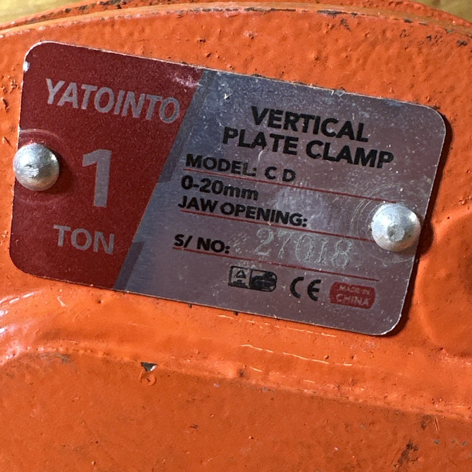 Yatointo 1 Ton Vertical Plate Clamp 0-20mm Jaw Opening Model C D