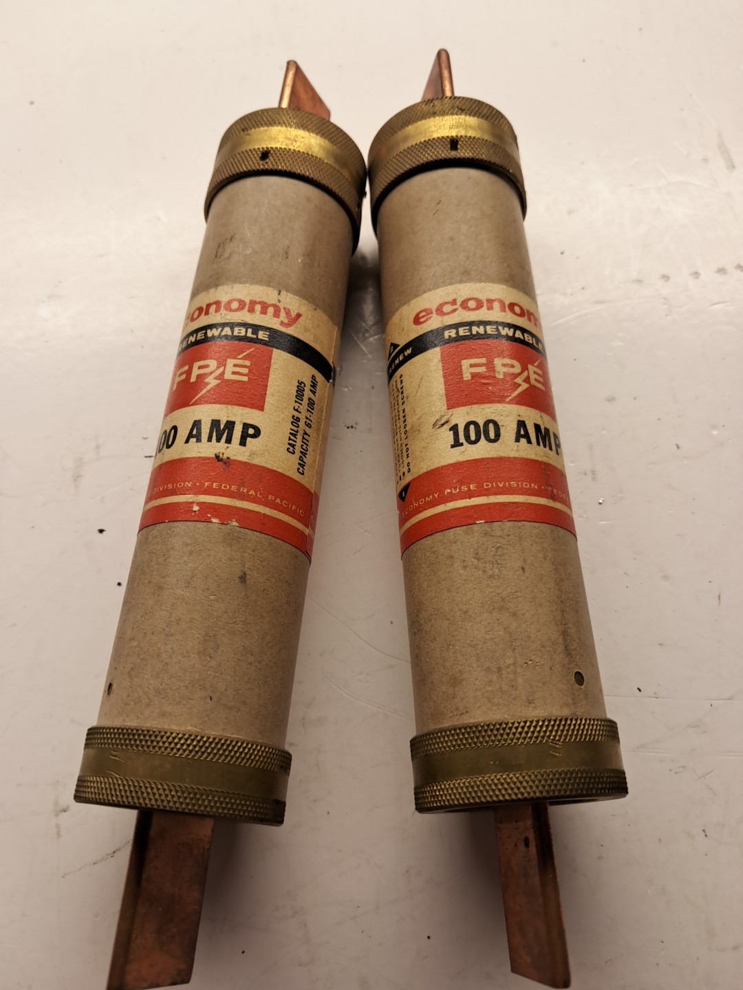 LOT OF 2 FPE ERS 100 RENEWABLE 100 AMP FUSE