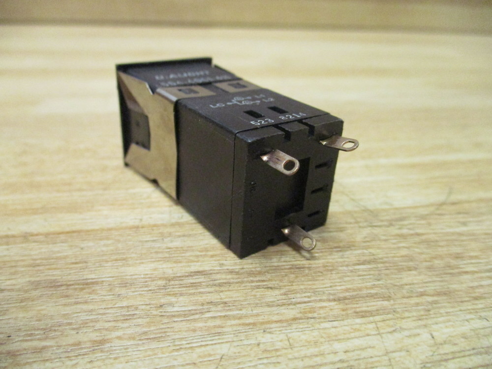 Dialight 554-4001-411 Indicator Light 5544001411 Norm/Low