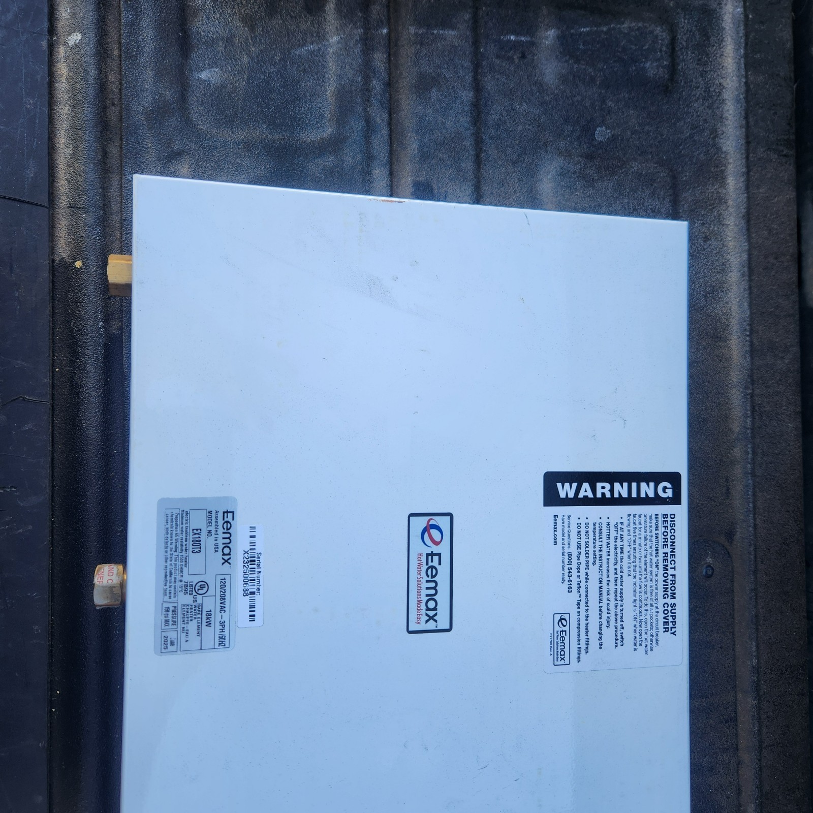 Eemax Ex180t3 Electric Tankless Water Heater, 208V, 18000W For Parts Not Working