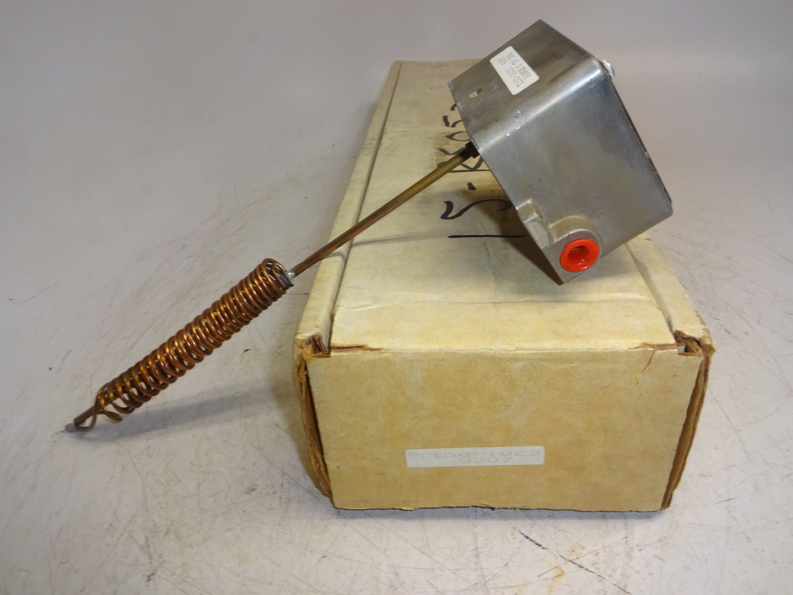 Robertshaw T150-1023 Temperature Controller 0-100