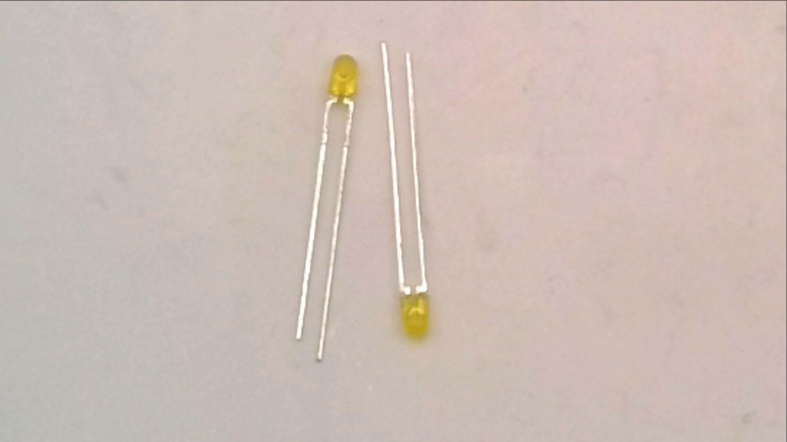 LITE-ON LTL-4251N LED YELLOW DIFFUSED T-1 T/H (LOT OF 7)