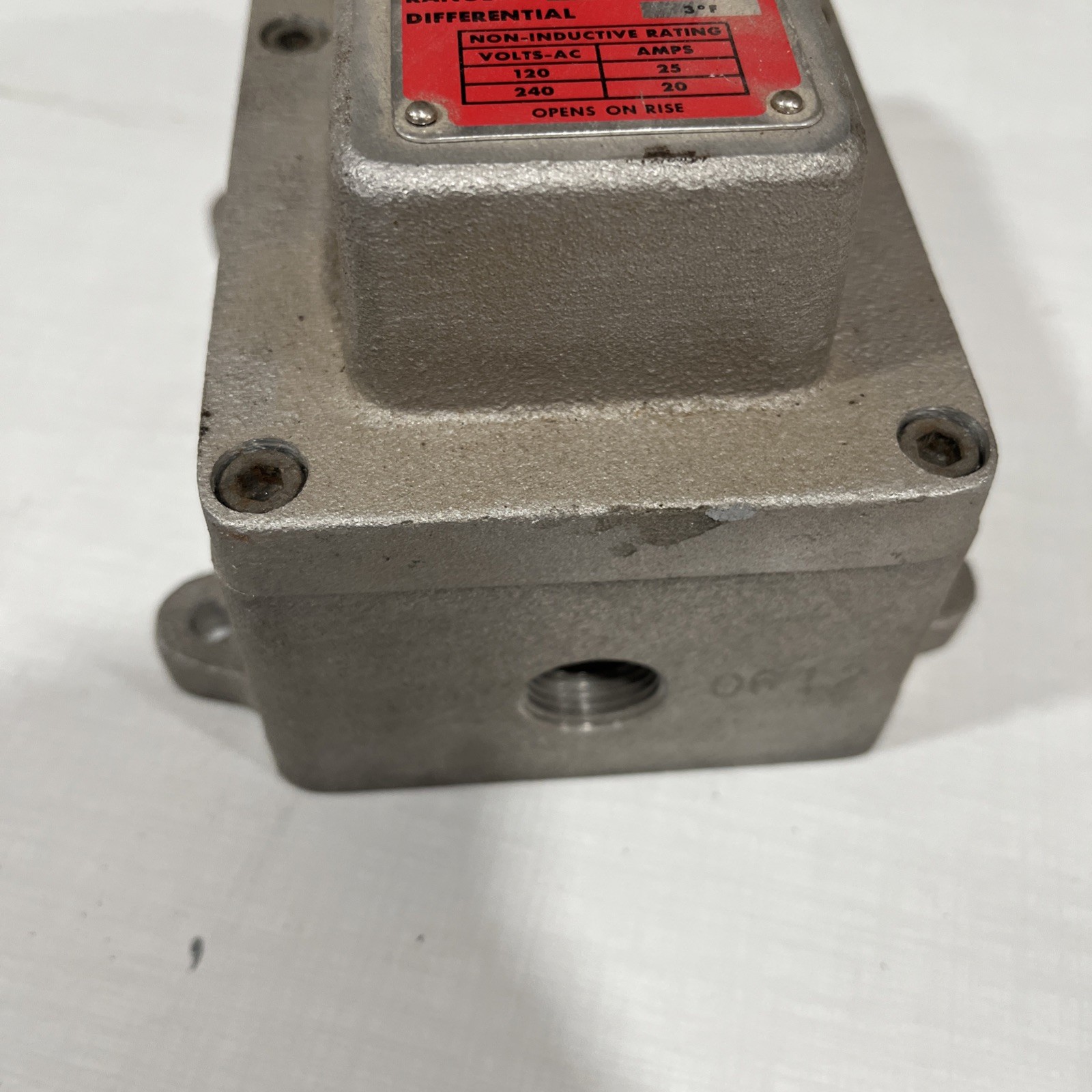 Edwin Wiegand WR-80EP Hazardous Location Thermostat 40°F to 90°F untested