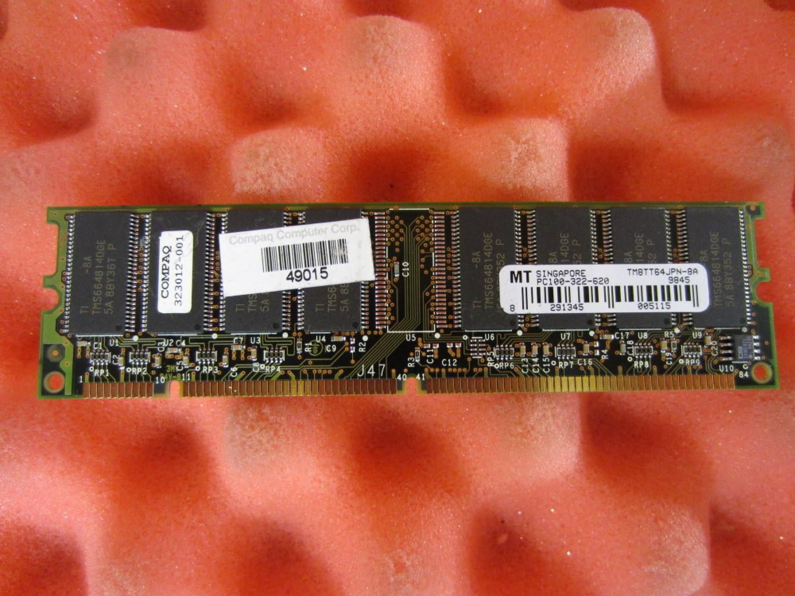Compaq TM8TT64JPN-8A PC100-322-620 64Bit SDRAM