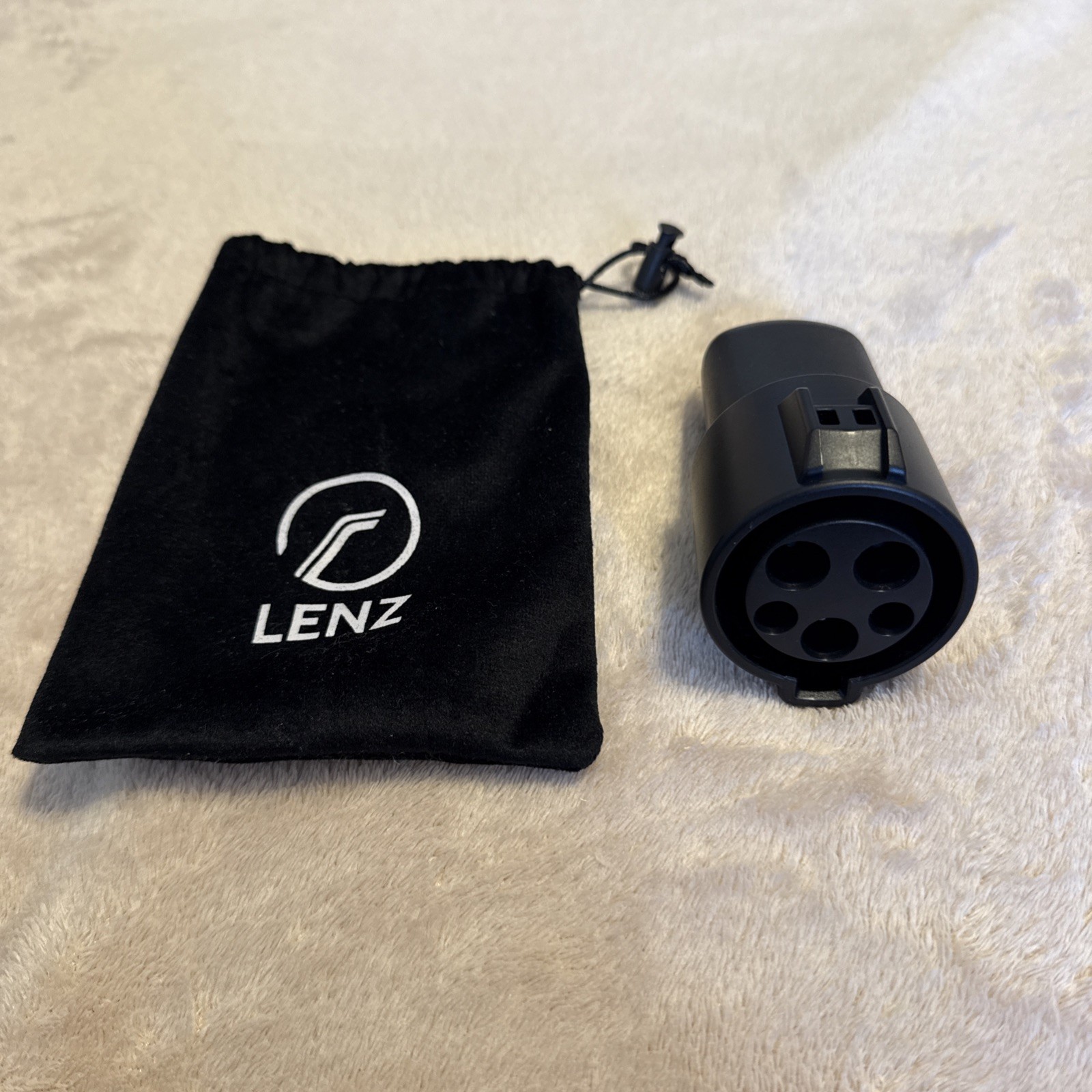 Lenz EV Charging Adapter J-1772 to NACS (Tesla) 80A/240 VAC for Tesla 3 Y, S, X