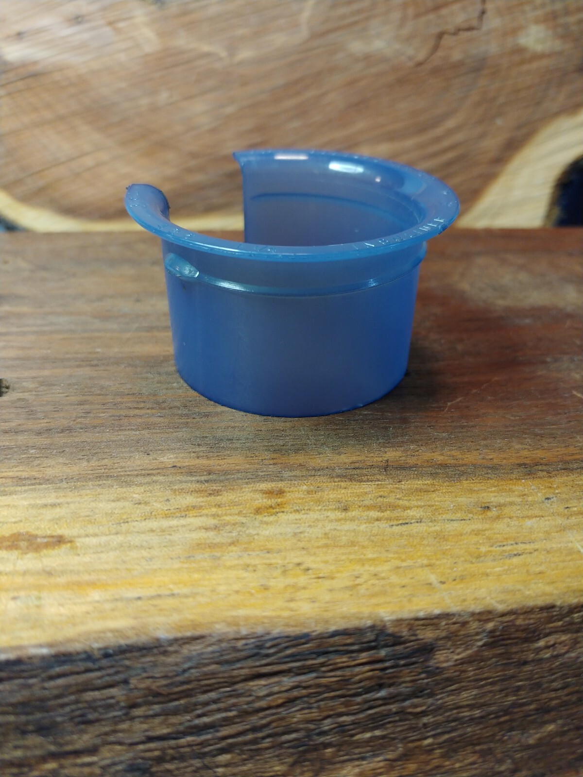 (1) T&B Fitting 1-1/4in Insuliner Sleeve Blue Thermoplastic NOS