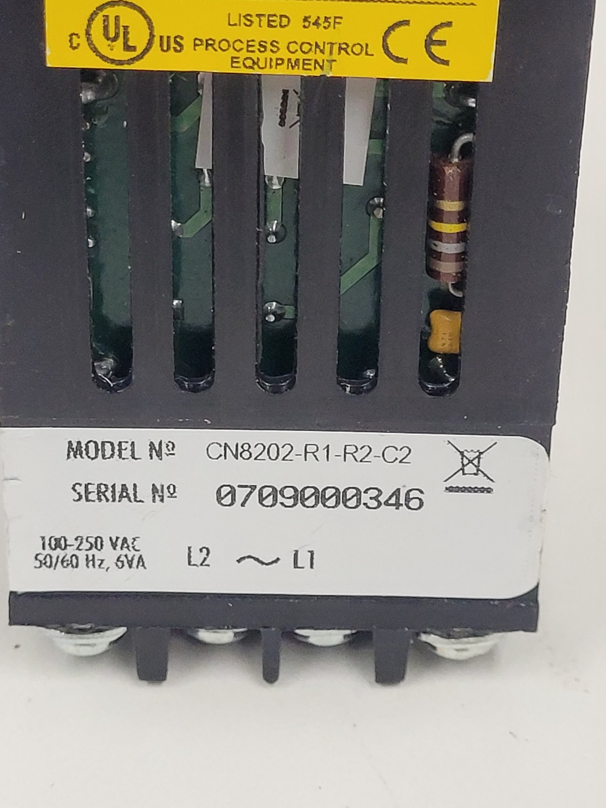 OMEGA ENGINEERING Temperature Controller CN8202-R1-R2-C2