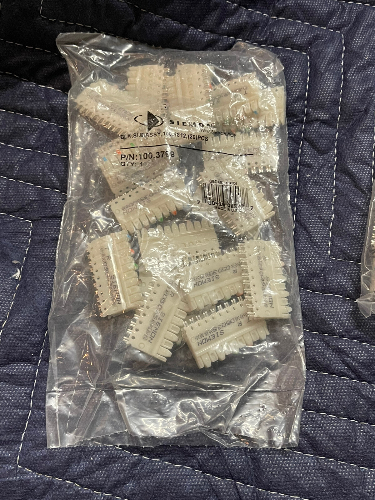 Bag Of 15, Siemon 100.1812, Blk SUBASSY 100.1812, Opened 15 In Bag