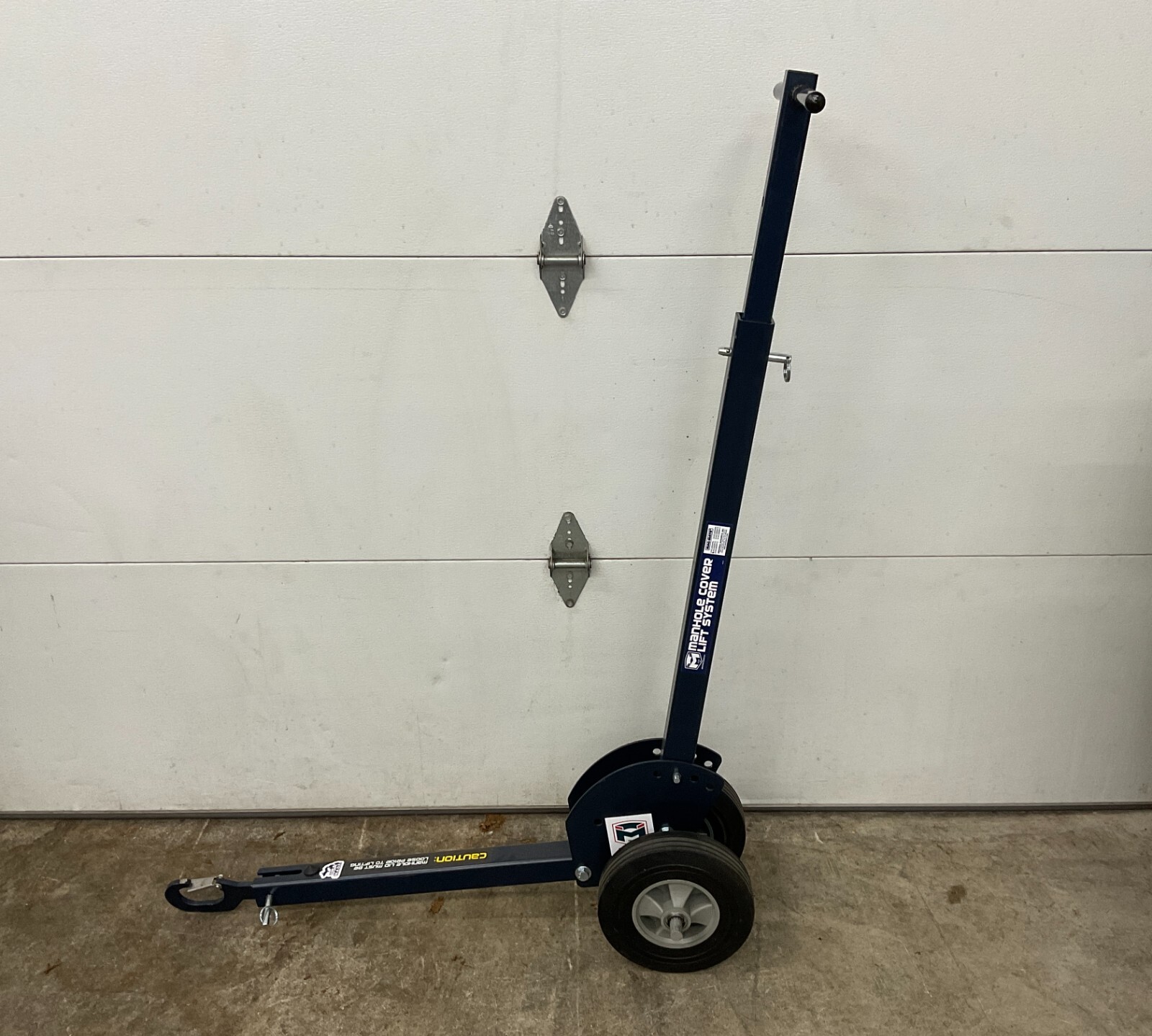 Mag-Mate Mcl2000w06 Manhole Cover Lift Dolly,Steel